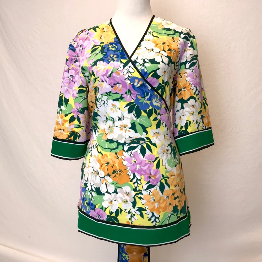 C366 Ann Taylor | floral wrap around oriental blouse M